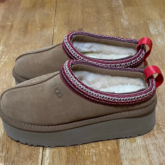 UGG Women's Tan and Red Platform Mules - Picture 1 of 11